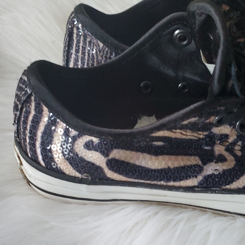 Converse Black and Tan Sequins Animal Print Sneakers Classic Low-Top Sz… - Picture 9 of 15
